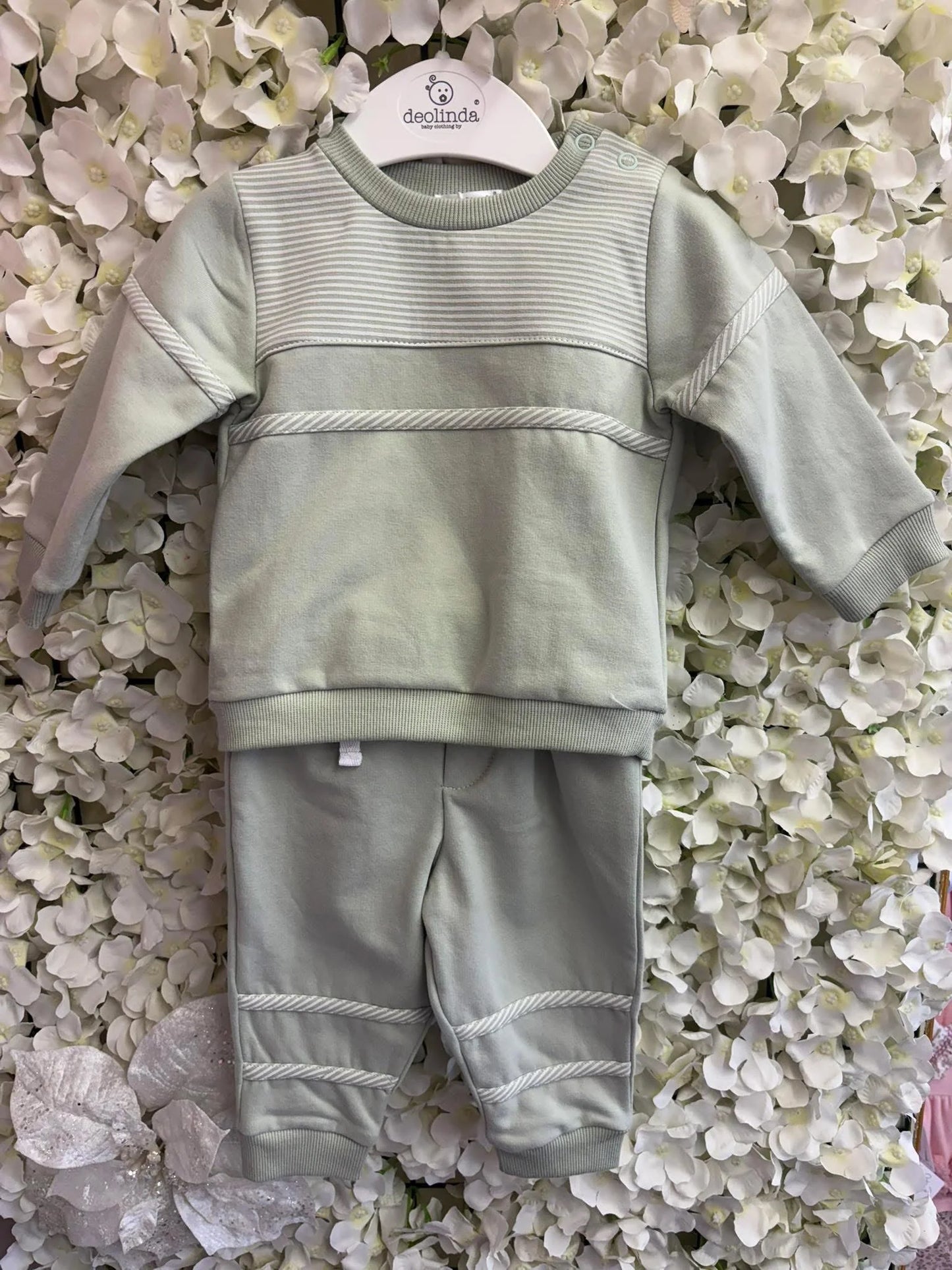 Deolinda boys sage green tracksuit