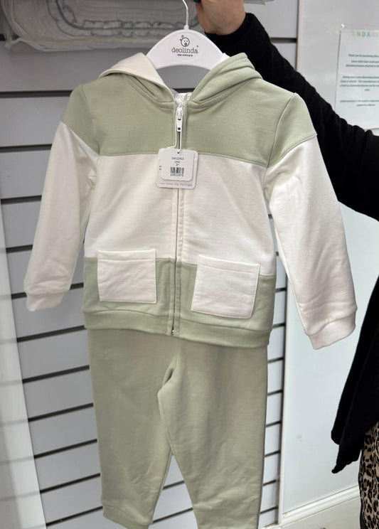 Deolinda Sage hoodie set